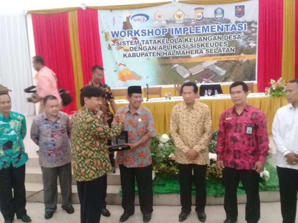 Bupati  Halsel  Buka  Workshop Implementasi Siskaudes Kabupaten Halsel